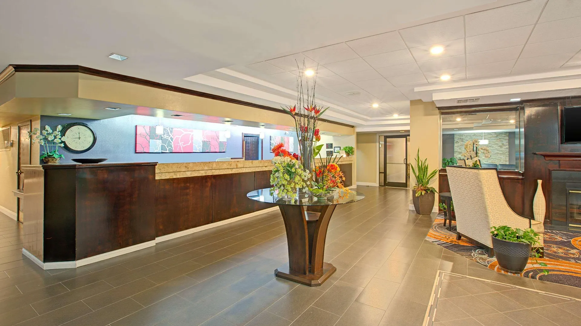 ***  Отель Ramada Plaza By Wyndham Charlotte South End Airport США