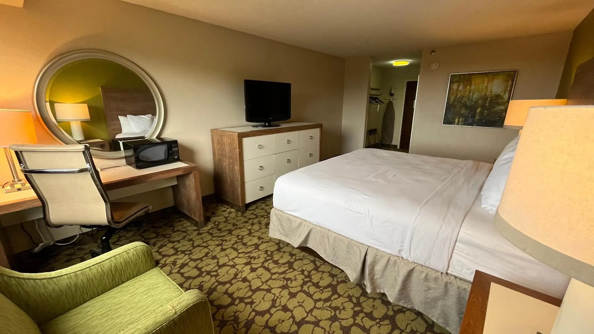 ***  Отель Ramada Plaza By Wyndham Charlotte South End Airport США