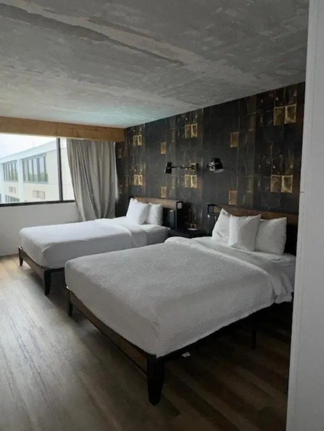 Отель Ramada Plaza By Wyndham Charlotte South End Airport