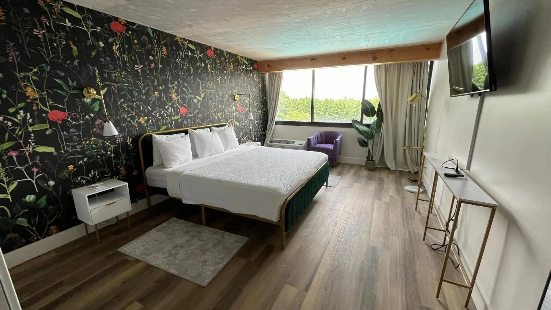 Отель Ramada Plaza By Wyndham Charlotte South End Airport 3*,  США